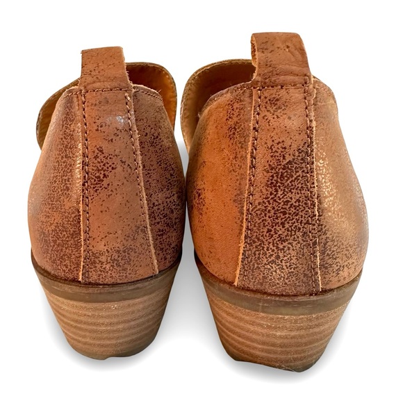 Lucky Brand Mahzan Bootie - Picture 5 of 8